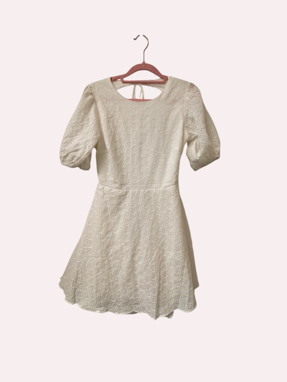 White Eyelet Open Back Puff Sleeve Dress Size Medium NWOT - Picture 5 of 7